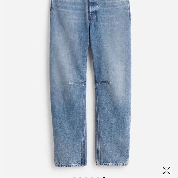 Madewell The Curvy Darted Barrel-Leg Jean in Dobbins Wash - Picture 6 of 10